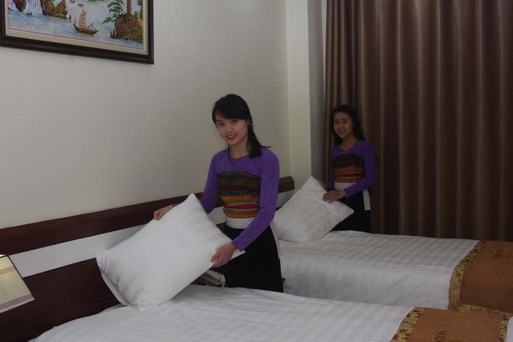 Khoa Thanh Hotel Hòa Bình Rum bild