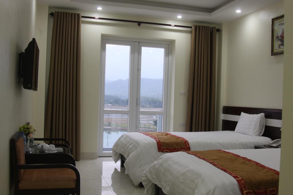 Khoa Thanh Hotel Hòa Bình Rum bild